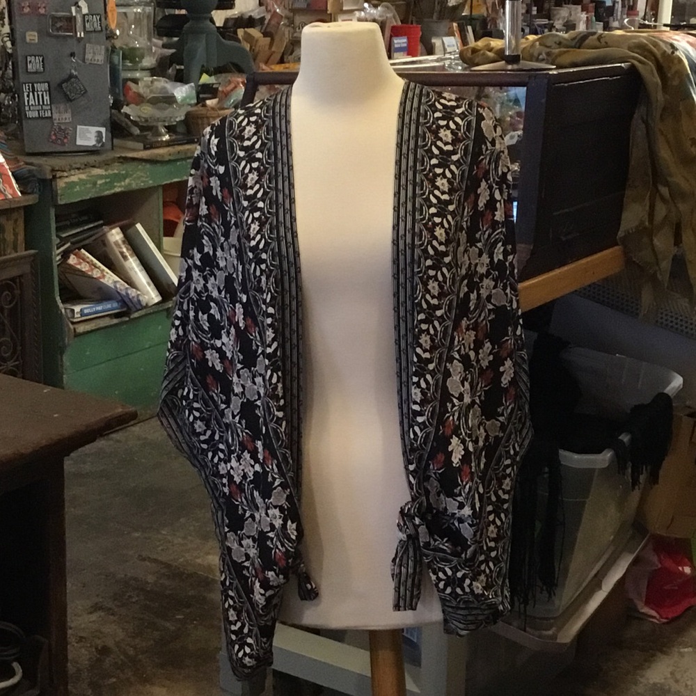 Max Studio Black Floral Cardigan; EUC size XS